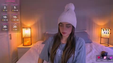 Eliza online show from October 2025 03:53:01 PM