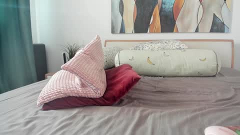 Snapshot of mis_eva chatting on December 2025 12:34:02 PM Eva online show from December 2025 12:34:02 PM