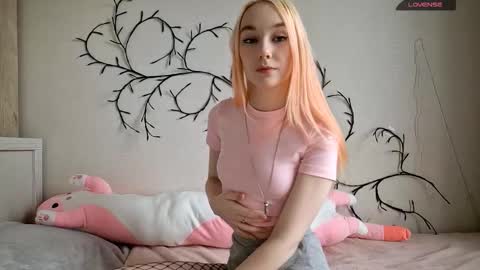 MisaMew online show from February 2026 08:14:01 AM