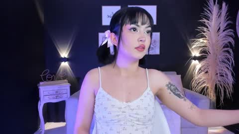 Misha  online show from October 2025 06:52:02 PM