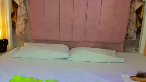 Snapshot of mishell_lovely chatting on February 2026 01:39:02 PM Mishell online show from February 2026 01:39:02 PM