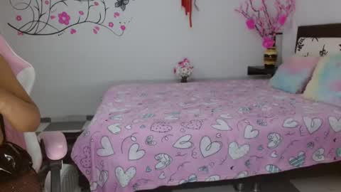 Mishka online show from February 2025 02:21:01 AM