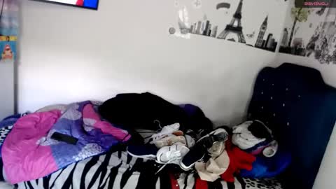 Nicol online show from January 2026 02:43:01 PM