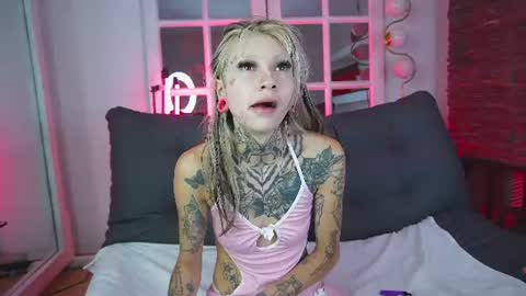Snapshot of miss___angel chatting on July 2026 11:03:02 AM miss___angel online show from July 2026 11:03:02 AM