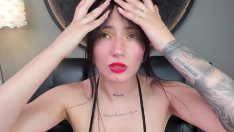 Charlotte online show from February 2025 09:29:01 PM