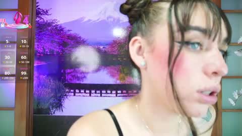 Sara online show from March 2025 09:13:02 PM