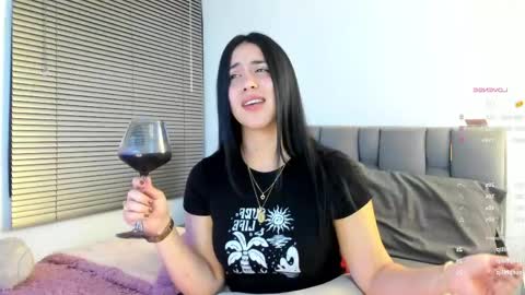 miss__jones_ online show from April 2026 12:11:02 AM