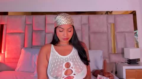 Miss Abigail  online show from November 2025 02:17:02 PM