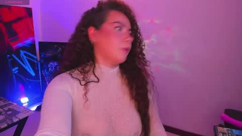 Snapshot of miss_alisse chatting on May 2026 12:28:02 AM miss_alisse online show from May 2026 12:28:02 AM