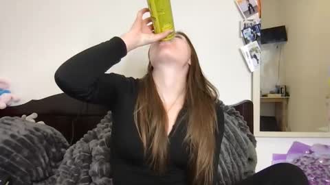 miss angel  online show from February 2026 10:09:01 PM