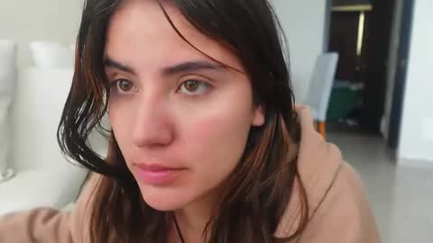 Snapshot of miss_ann_1 chatting on January 2026 07:52:01 PM miss_ann_1 online show from January 2026 07:52:01 PM