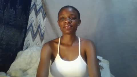 miss_belllo online show from February 2025 07:12:01 AM