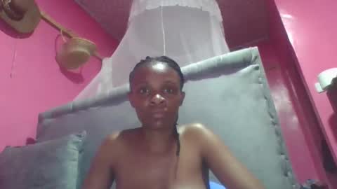 miss_belllo online show from September 2025 01:05:02 PM