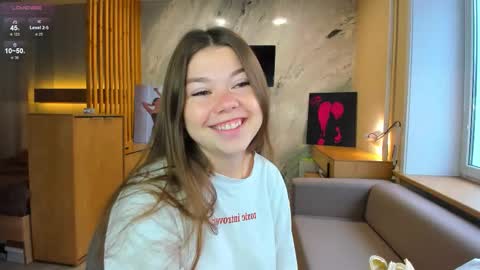 Snapshot of miss_bubbles chatting on September 2025 12:57:02 AM Sandy online show from September 2025 12:57:02 AM