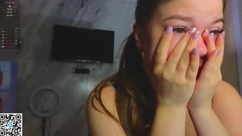 Snapshot of miss_bubbles chatting on November 2025 12:35:02 AM Sandy online show from November 2025 12:35:02 AM