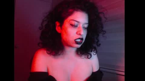 Miss Carmila online show from September 2025 12:11:01 AM