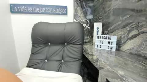 Danika online show from April 2026 11:05:02 AM
