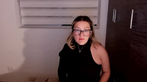 Ema online show from February 2025 11:32:01 PM