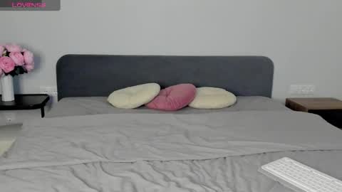 Emily online show from March 2026 07:39:02 PM