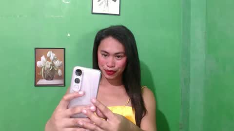 Eva online show from November 2025 11:43:01 AM