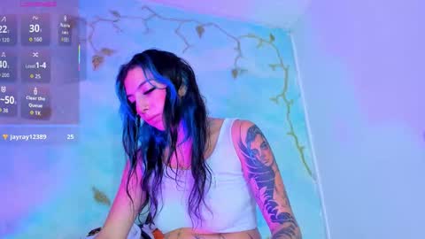 miss_evans_ online show from October 2025 06:01:02 AM