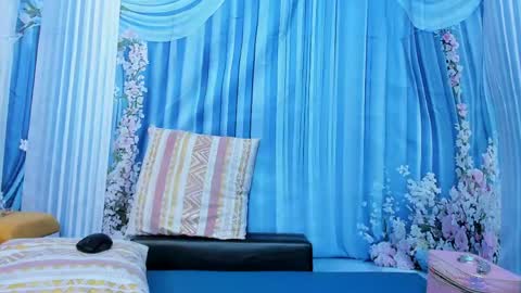 Monica Patricia online show from June 2026 02:02:02 AM