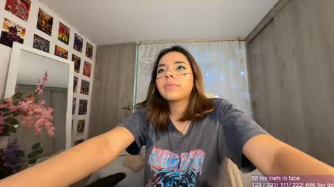  Elisabeth  IG galax xxia       online show from March 2025 03:02:02 AM