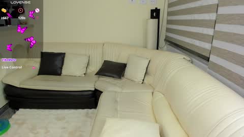 insta    online show from February 2025 07:51:02 AM