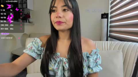 insta    online show from February 2025 07:10:02 PM