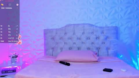 Ivy online show from September 2025 02:00:01 AM