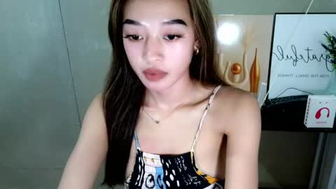 miss_j222 online show from April 2026 12:36:01 PM