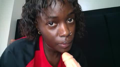 SensuElle  WHAT I DONT SHOW HERE... YOULL ONLY SEE IN PRIVATE  online show from November 2025 05:46:02 AM