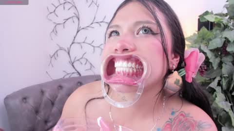 Keisi online show from January 2025 11:03:01 PM