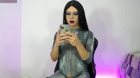 Kendall online show from January 2025 11:53:02 PM