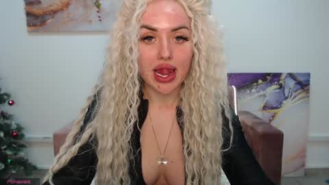 miss_kiten online show from February 2025 02:47:01 AM