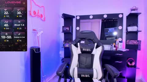 Snapshot of miss_kittyn chatting on December 2024 12:41:01 AM Miss Kittyn online show from December 2024 12:41:01 AM