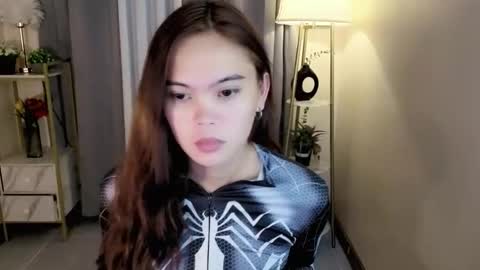 miss_kyrstyn online show from May 2026 04:48:02 PM