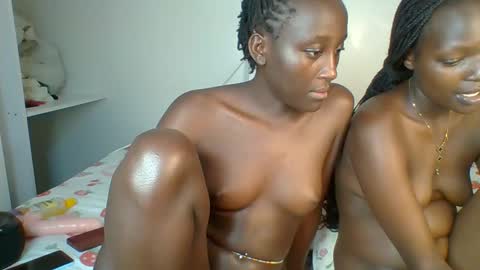 miss_lolah7 online show from May 2026 12:07:01 AM