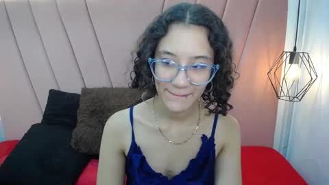 Snapshot of miss_m1a chatting on September 2025 01:49:02 AM mia online show from September 2025 01:49:02 AM