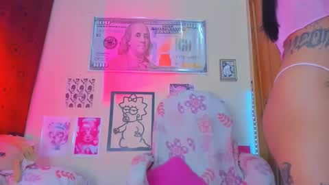 Snapshot of miss_meggaann chatting on June 2026 12:24:01 AM MEGG online show from June 2026 12:24:01 AM