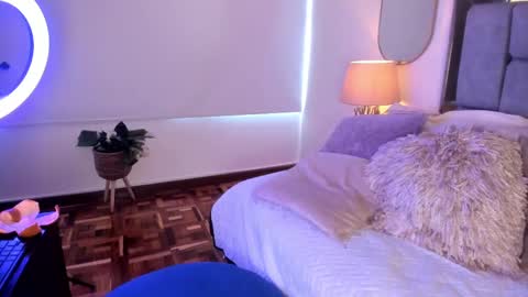 Snapshot of miss_mian chatting on September 2025 09:06:02 PM Mian online show from September 2025 09:06:02 PM