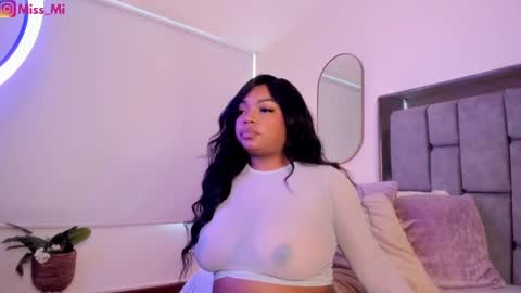 Snapshot of miss_mian chatting on October 2025 09:00:02 PM Mian online show from October 2025 09:00:02 PM