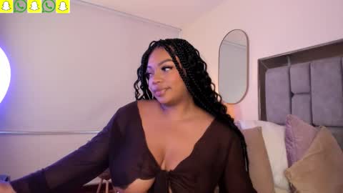 Snapshot of miss_mian chatting on October 2025 09:14:02 PM Mian online show from October 2025 09:14:02 PM