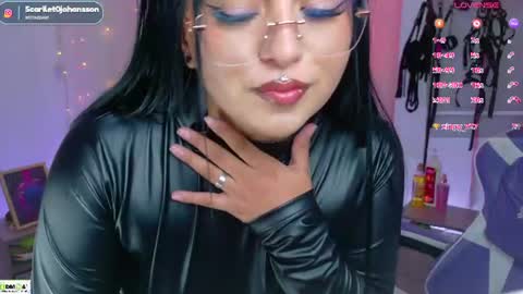 Snapshot of miss_scarllet chatting on July 2026 02:13:01 PM 100 thumbs up online show from July 2026 02:13:01 PM