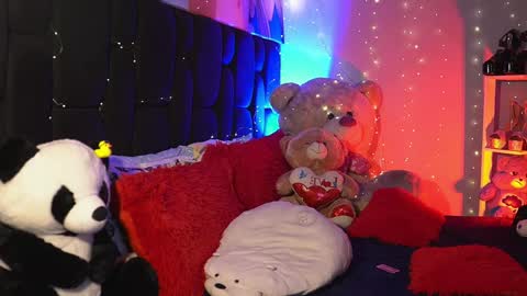 Sophie Cardenas ..... independent model online show from January 2025 02:57:01 AM