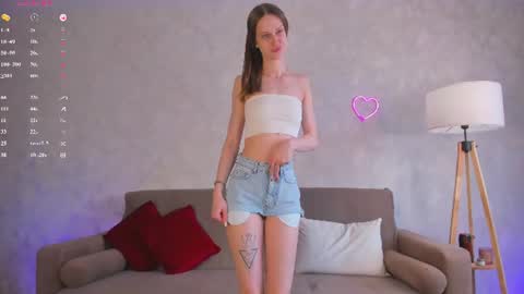 Snapshot of miss_spider chatting on June 2026 09:29:01 AM Spider girl Help me reach 10 likes online show from June 2026 09:29:01 AM