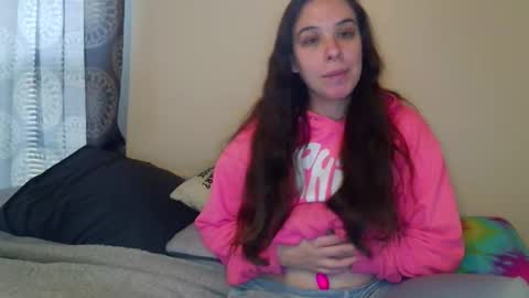 Bella online show from November 2025 05:12:02 PM