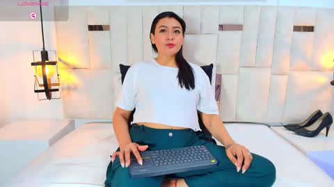 SUSAN online show from October 2025 11:49:02 AM