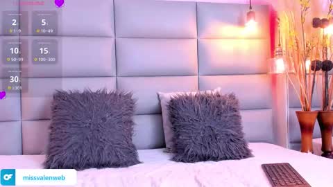 valentina online show from September 2025 12:49:02 PM