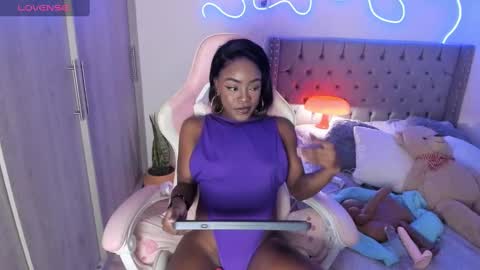 Tay Tay Independent Model   online show from February 2025 07:18:01 AM